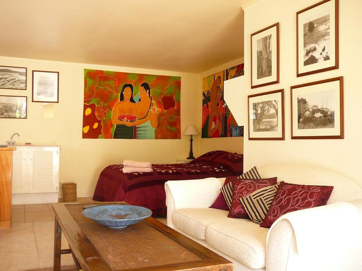 Great Barrier Oasis Lodge Tryphena 外观 照片